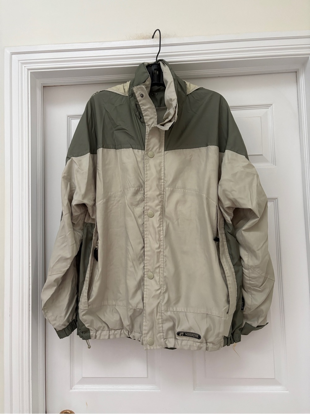 Windriver Men's Olive & Beige Colorblock Windbreaker Jacket